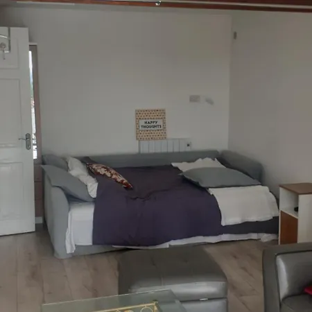 Apartament Unyi Ojo *