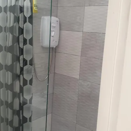 Unyi Ojo Johnstown (Wicklow)