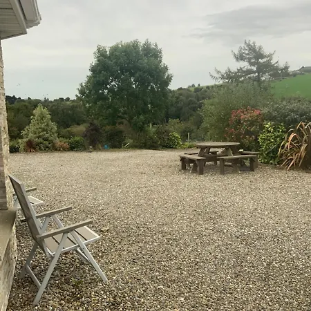 Unyi Ojo Apartment Johnstown (Wicklow)