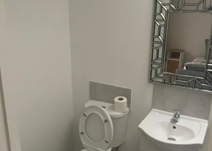 Unyi Ojo Apartament *